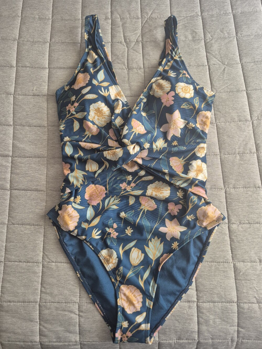 NWT Twist Deep Cut Swimsuit